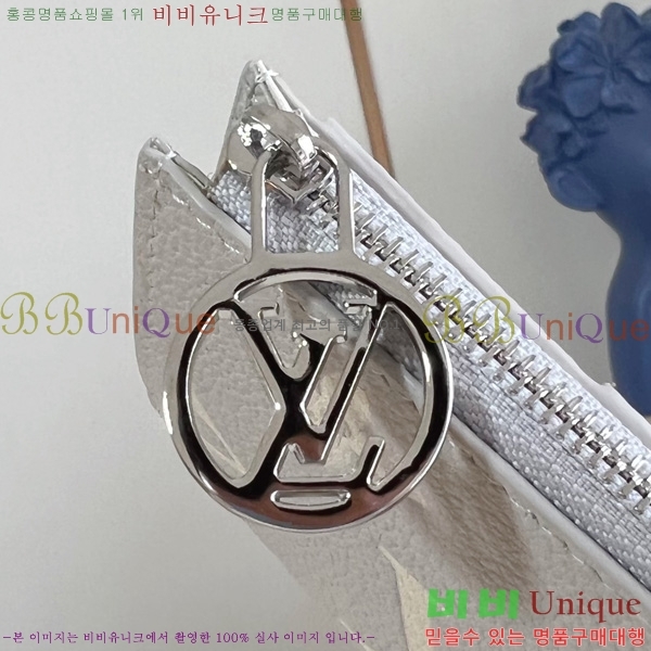 #̺   M13797-101