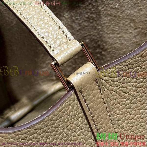 #޽ ź 18 HE245112-102