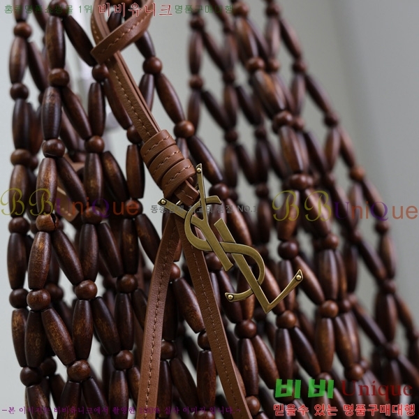 #ζ  Ŷ 821911-101