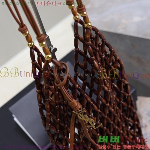 #ζ  Ŷ 821911-101