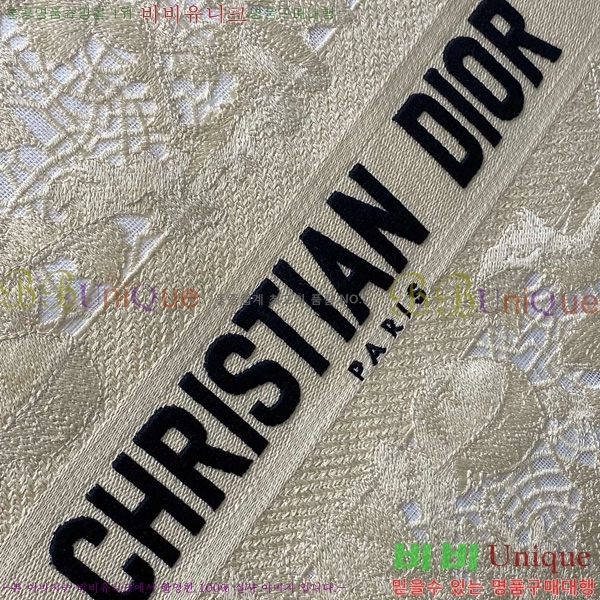#  Ʈ  M12868001-605