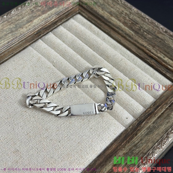   G12U12077-3