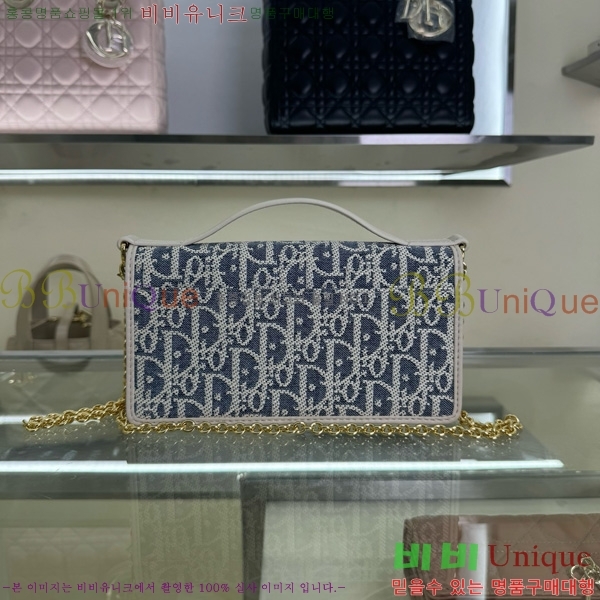# 30  Cigale ü Ŀġ S4302-101