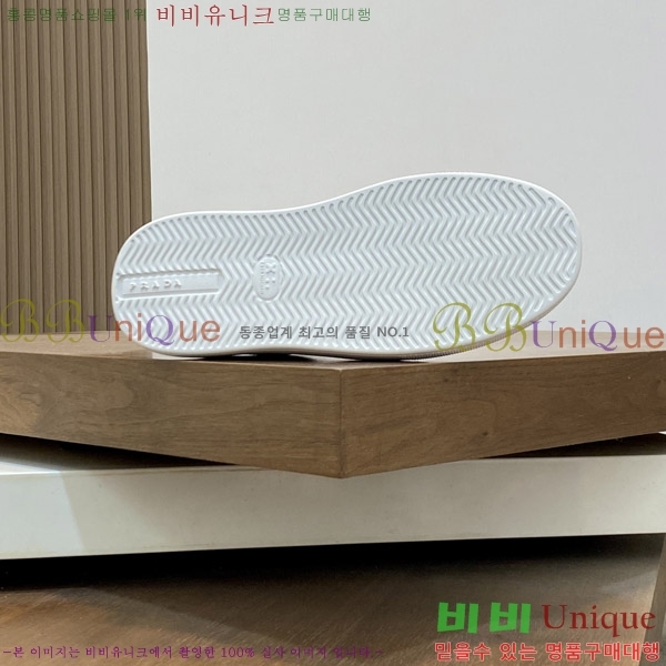   Ŀ LA669098-2