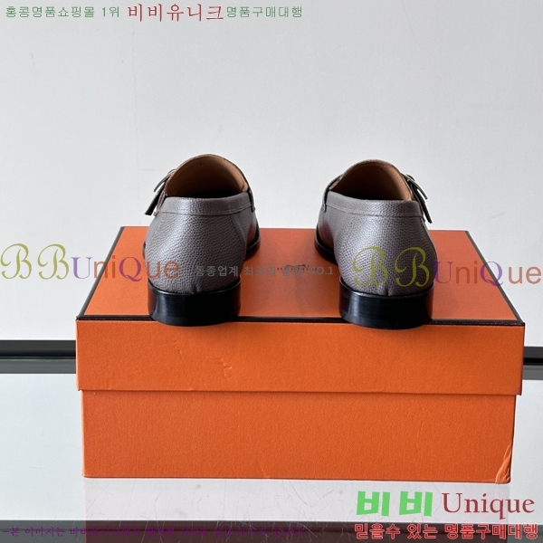 ޽  HT52131-1