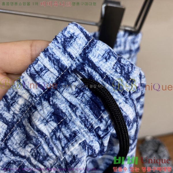   ݹ F97747-2