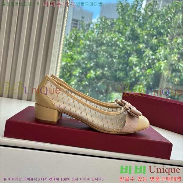 󰡸 ÷ F2566603-3
