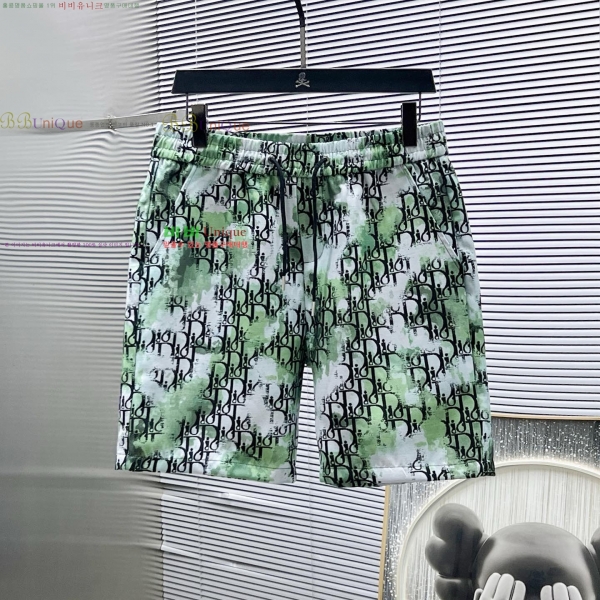   ݹ D255328-1