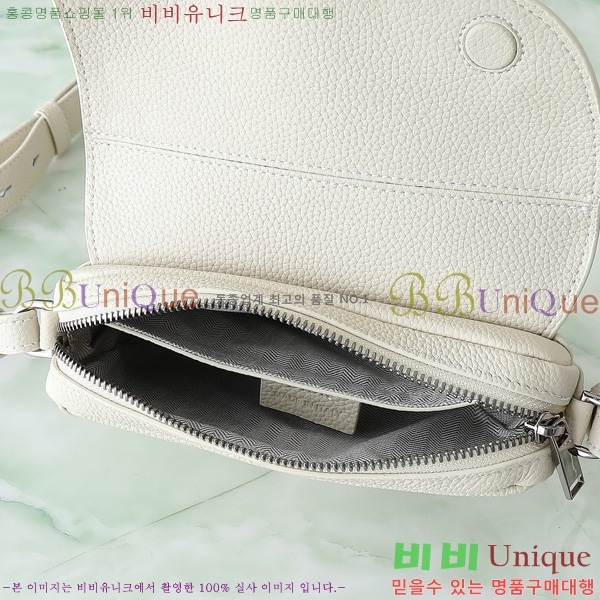 #  ̴  2ADCA543-101