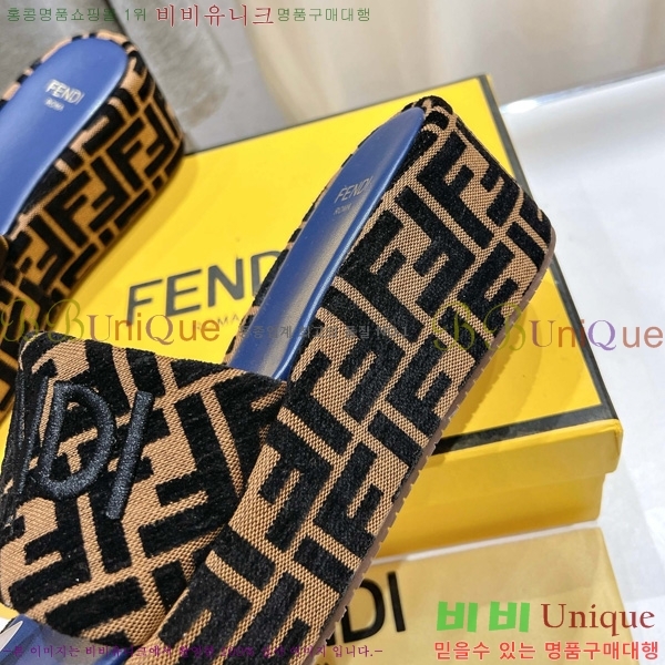     28F339027-4