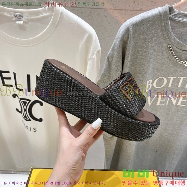     27F339029-3