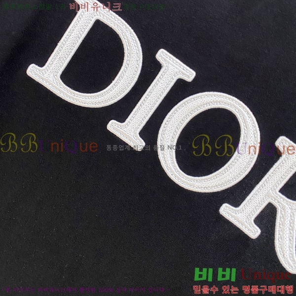   Ƽ D2581449-2