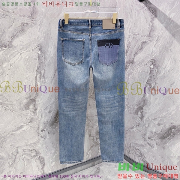   û D253753