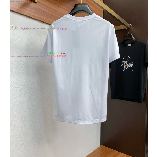    Ƽ D9076379