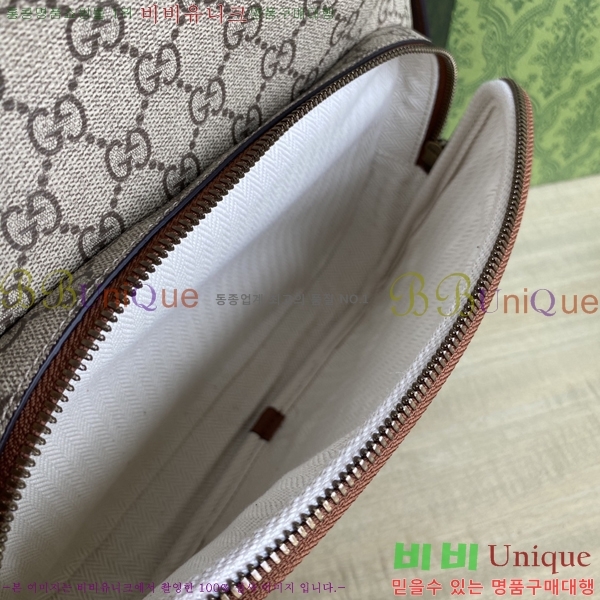 # GG  ̵  821159-901