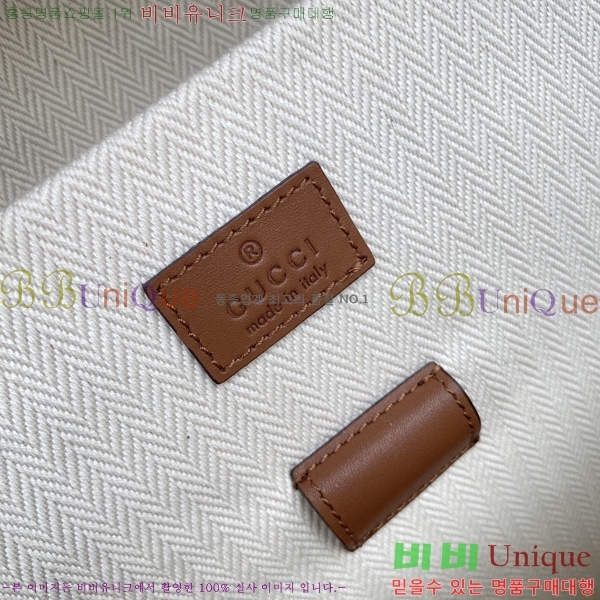 # GG  ̵  821159-901