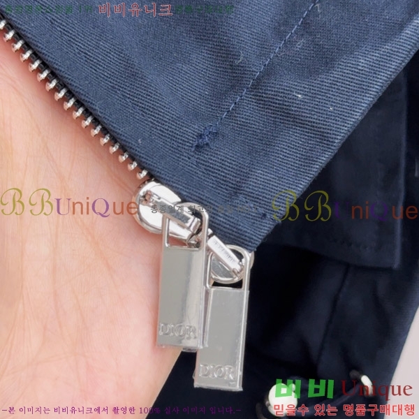    D047805
