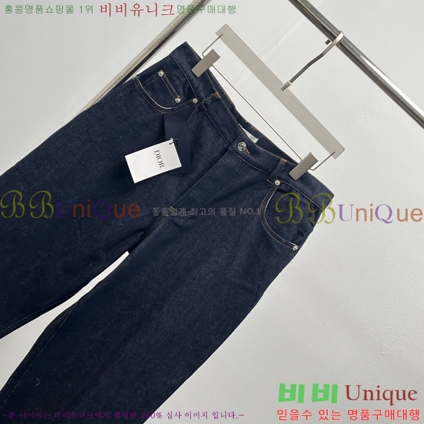   û D253362