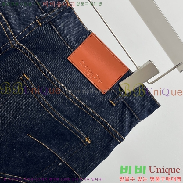   û D253362