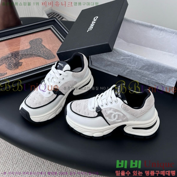  * Ŀ WP66077-2