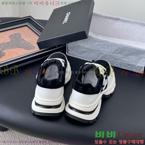  * Ŀ WP66077-5