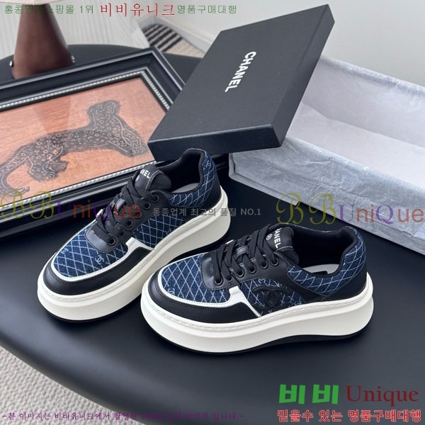  * Ŀ WP66077-9