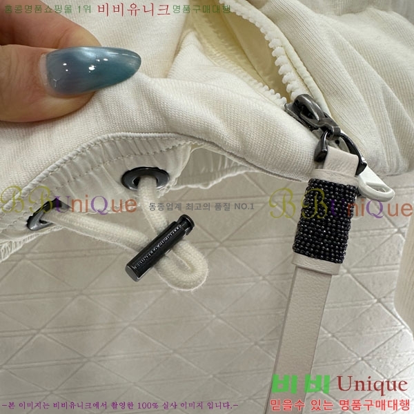 ���� ���ڷ� ��ġ�ڸ� �е� ���� BC1634065-1