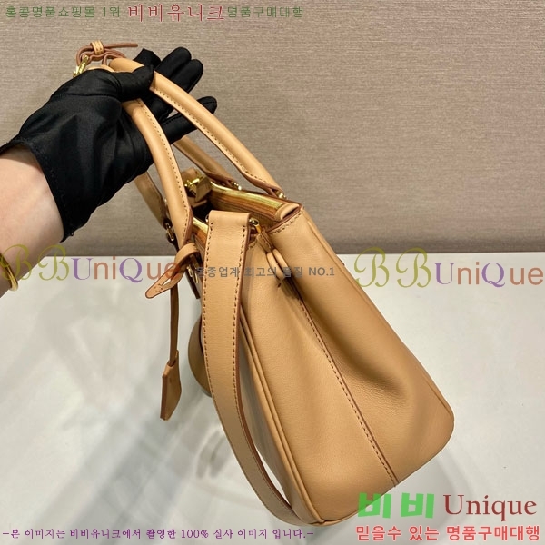 # ƹ ̵ 1BA863-402