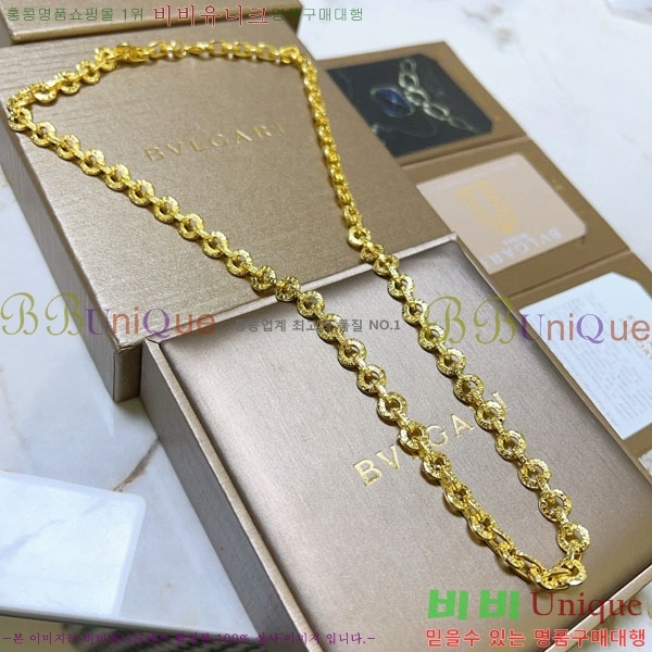 Ұ  BV113403-4