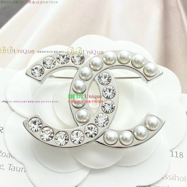  * ġ CH6234208-3