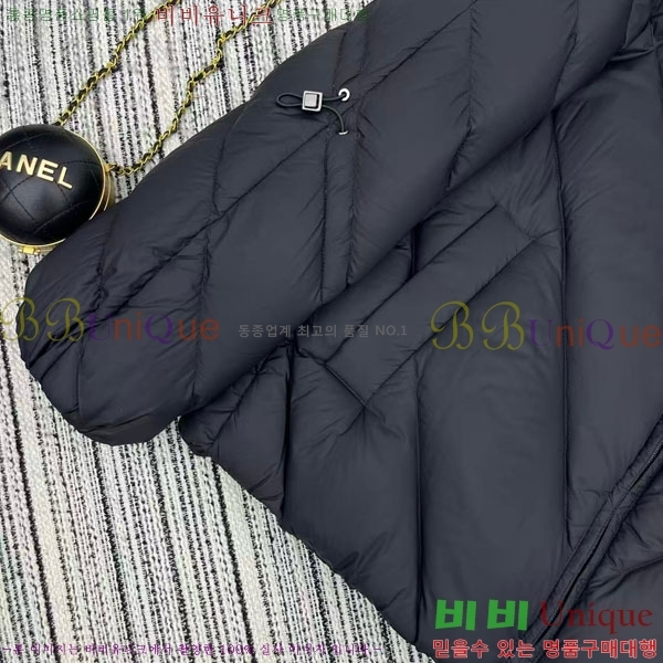 ���� ��**�� �ٿ� �е� MAXM2120544-15