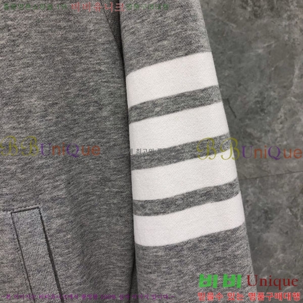 ĵ  TB952290