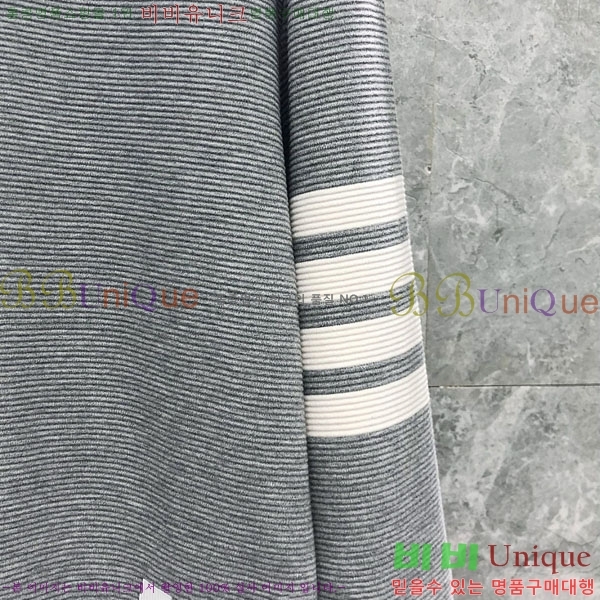  ĵ  TB952206