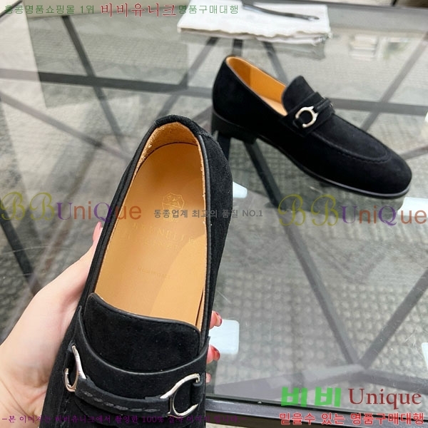  ڷ ġڸ / B6690511