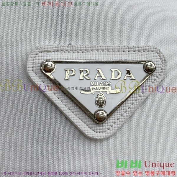    Ƽ P79736-1