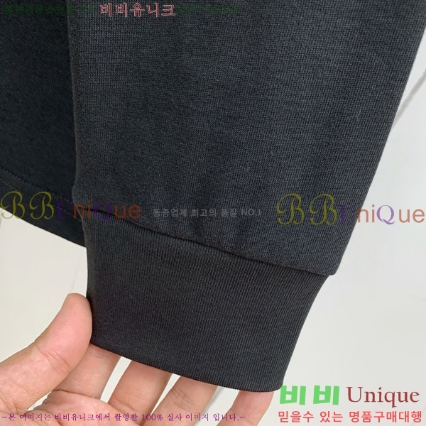    Ƽ P79736-2