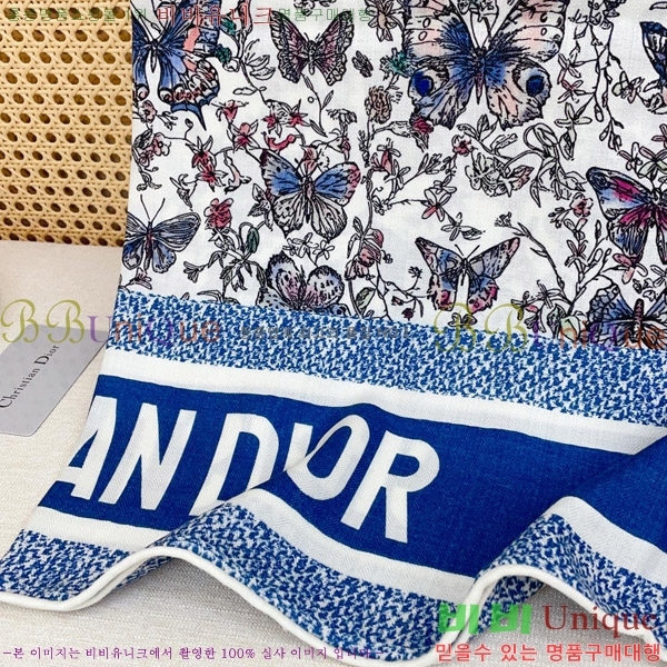 # ÷/ī D452000-2