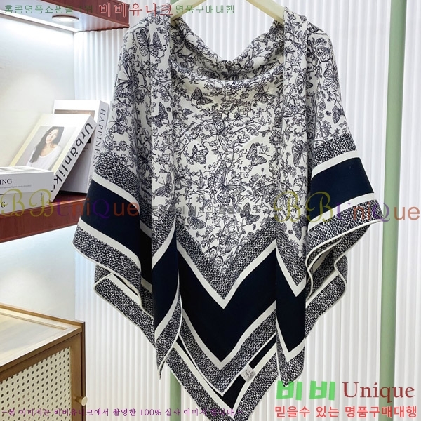 # ÷/ī D452000-1