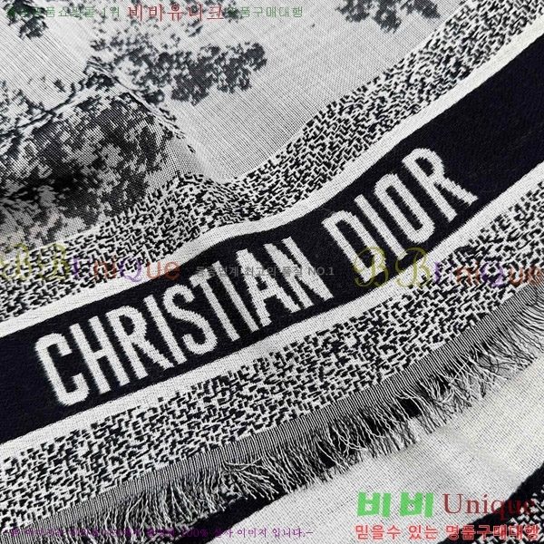 # ÷/ī D452003-4