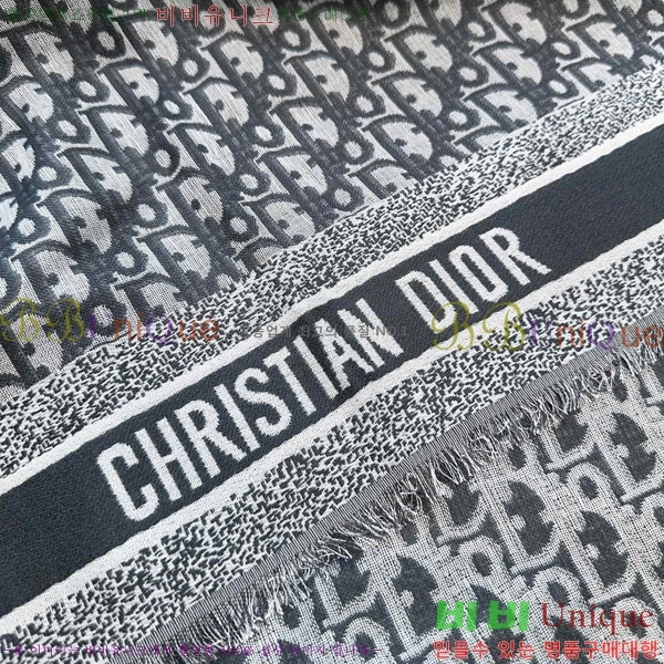 # ÷/ī D452003-2