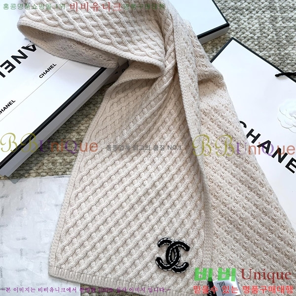 #* ÷/ī C8664846-2