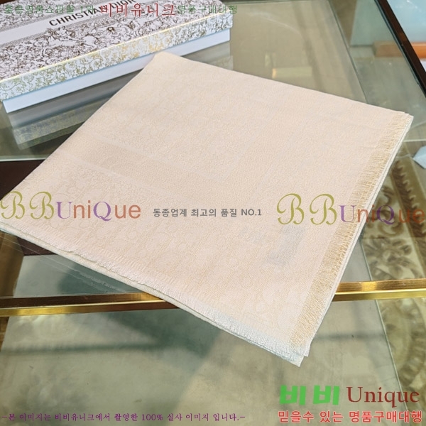 # ÷/ī D452005-3