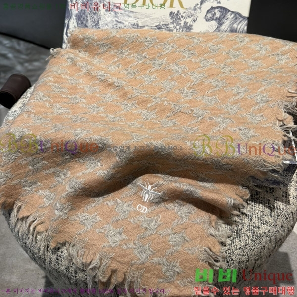 # ÷/ī D452004-2