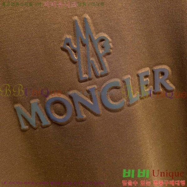 ���� ��**�� ���� Ƽ���� MO90242-2