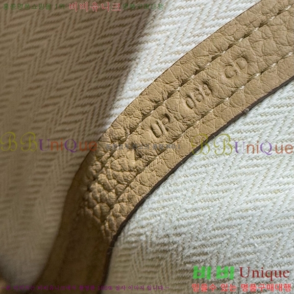 #�����޽� ������Ƽ �̴� 23cm HE886910-102