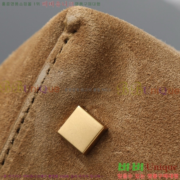 #ζ LE 37  749036-1001