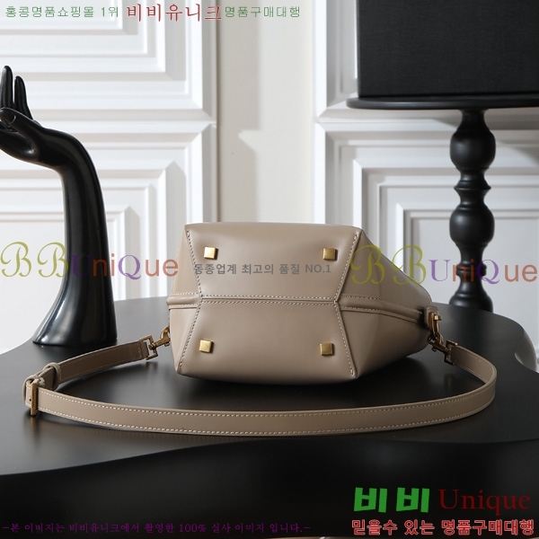 #ζ LE 37  749036-905