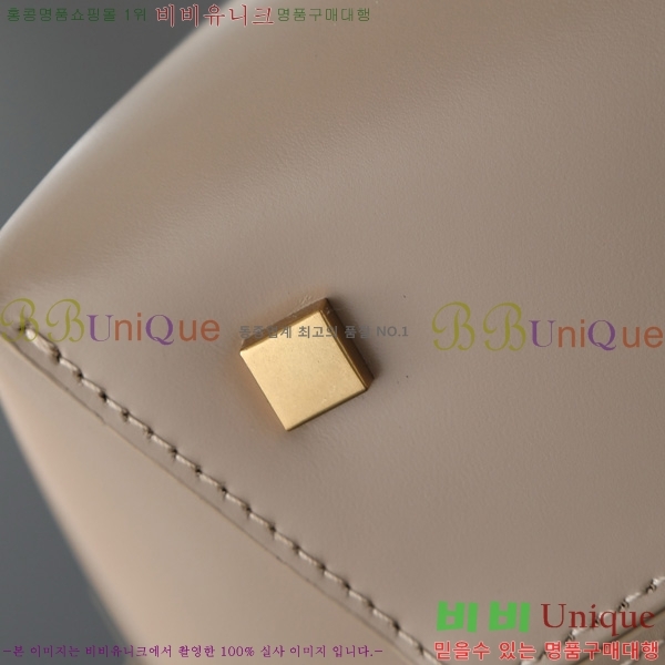 #ζ LE 37  749036-905