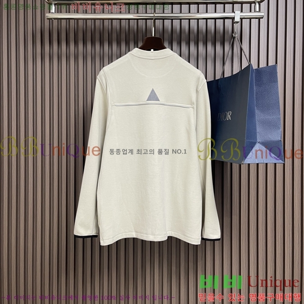 ���� ��**�� ���� Ƽ���� MO2716939-1