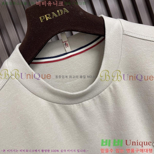 ���� ��**�� ���� Ƽ���� MO2716939-1